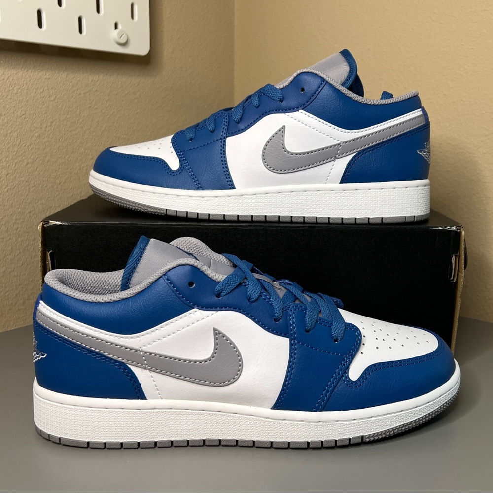 Nike Air Jordan 1 Low (GS) True blue Sneakers